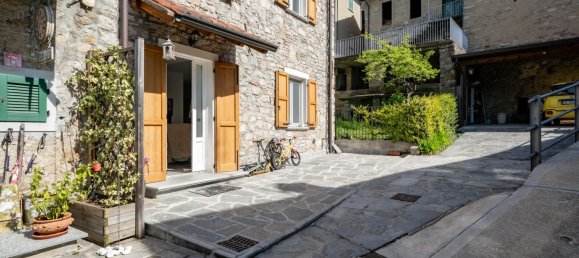 Casa de 3 dormitorios en Mandello del Lario, Italy No. 277724 4