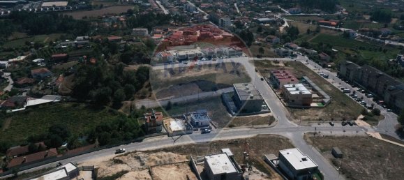 1086m² Land in Lousada, Portugal No. 62413 8