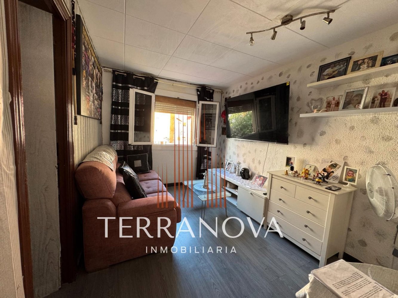 2 bedrooms Apartment in L'Hospitalet de Llobregat, Spain No. 155929