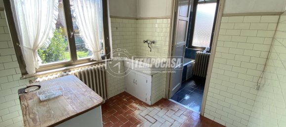 6 rooms House in Biella, Italy No. 258114 31