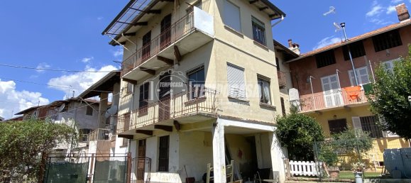 6 rooms House in Biella, Italy No. 258114 12