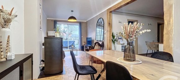 3 bedrooms House in Chartres, France No. 42900 2