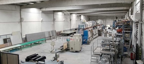 1473m² Commercial property in Moreira, Portugal No. 245090 9