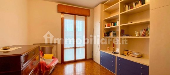 Apartamento de 3 dormitorios en Forlì, Italy No. 70237 12