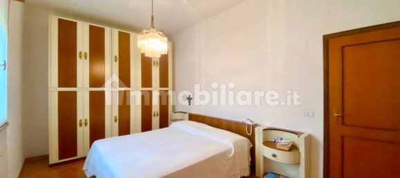 Apartamento de 3 dormitorios en Forlì, Italy No. 70237 17