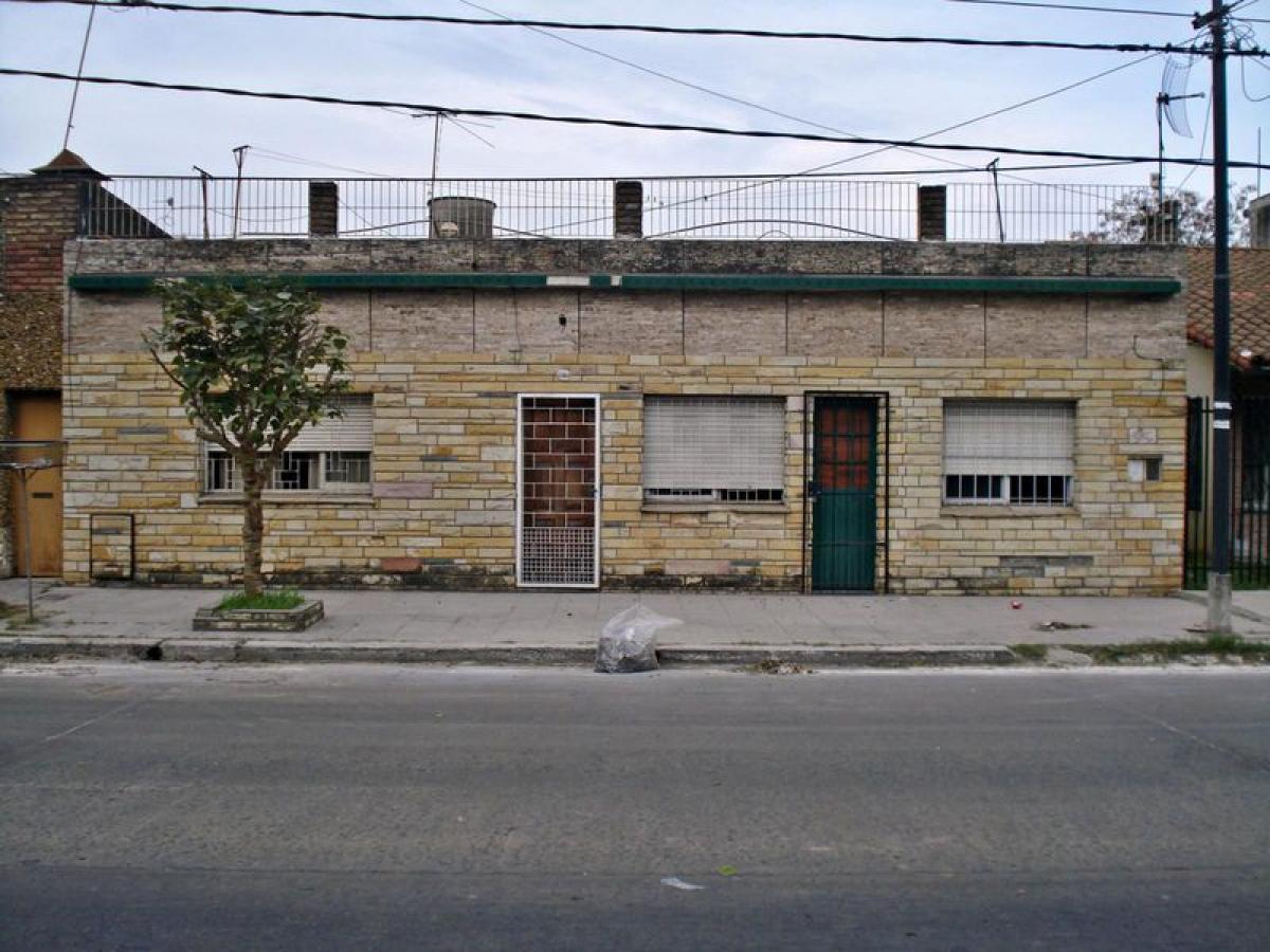 2 Schlafzimmer Haus in Tres de Febrero, Argentina, Nr. 19601