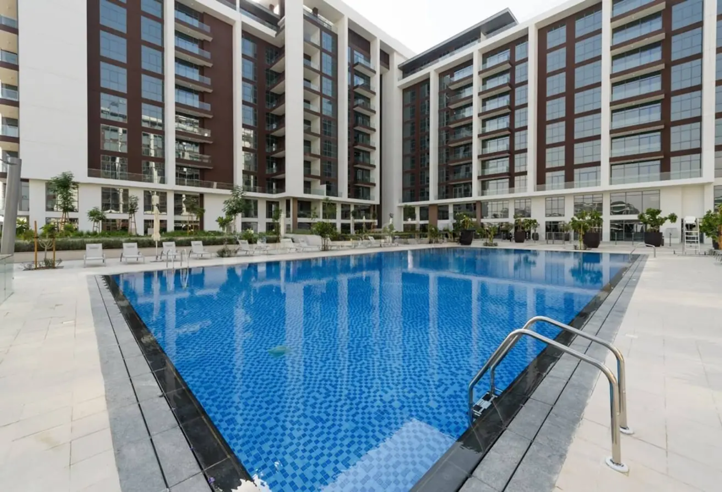 Apartamento T1 em Dubai, UAE N.º 21099