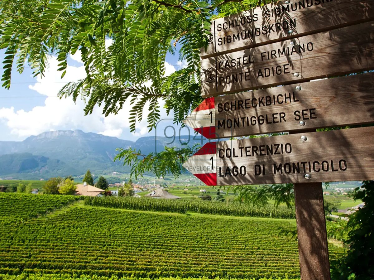 Terreno de 4 dormitorios en Bolzano, Italy No. 404415