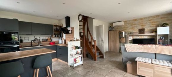 Villa T2 em Chateau-Renault, France N.º 309698 3