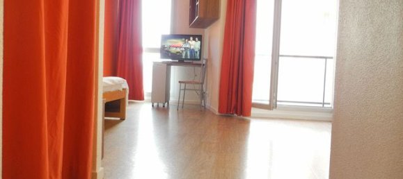 Studio in Quincy-sous-Senart, France No. 328557 2