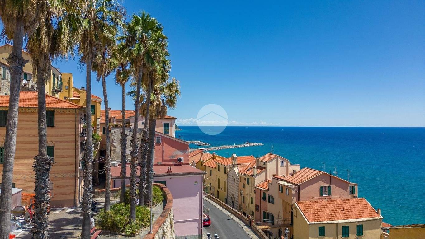 1 bedroom Apartment in Imperia, Italy No. 270148