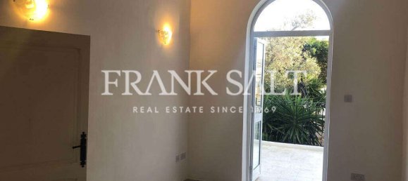 Casa de 3 dormitorios en Naxxar, Malta No. 4023 8