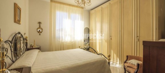 2 bedrooms Apartment in Senigallia, Italy No. 266871 9