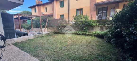 3 Schlafzimmer Haus in Torrebelvicino, Italy, Nr. 353949 7