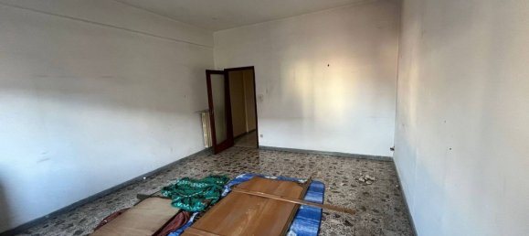 3غرفة شقة في Santa Maria Capua Vetere, Italy رقم 80084 6