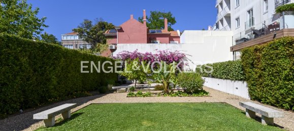 5 غرف نوم منزل ذو طابقين في Lisbon, Portugal رقم 105226 46