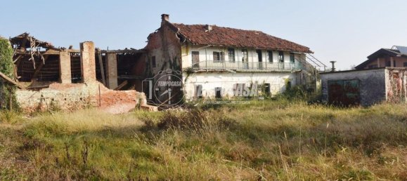 8 rooms House in Barbania, Italy No. 105360 9