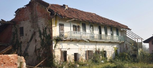 8 rooms House in Barbania, Italy No. 105360 16