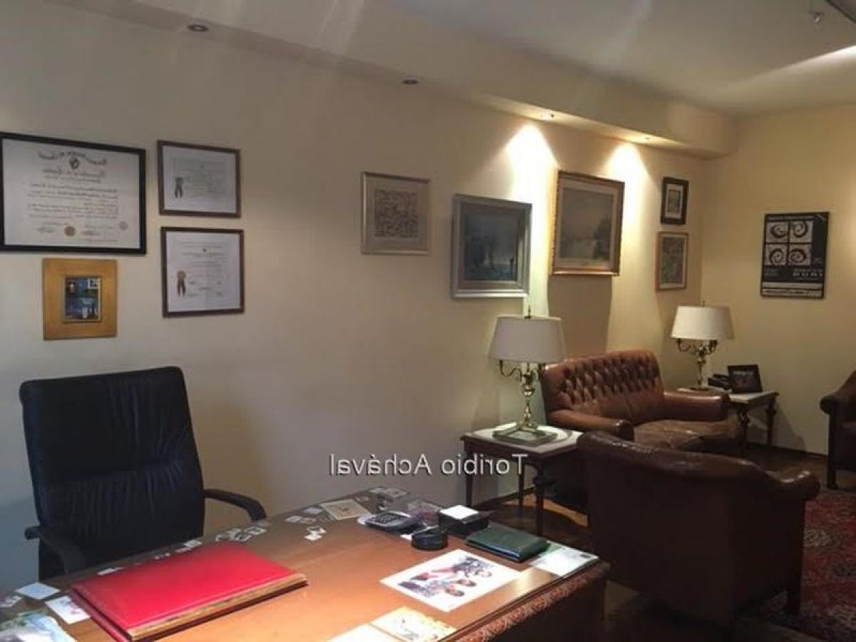 Офис с 8 спальнями в Монтевидео, Уругвай № 13417