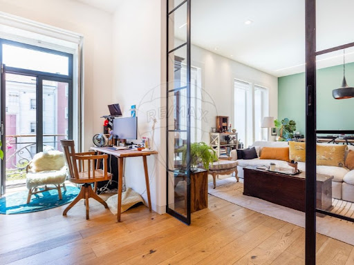 3 bedrooms Apartment in Lisbon, Portugal No. 322774