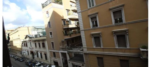 3 bedrooms Apartment in Rome, Italy No. 254041 7