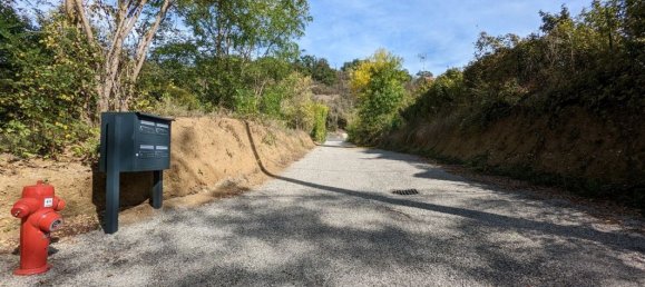  Land in Haute-Garonne, France No. 284847 3