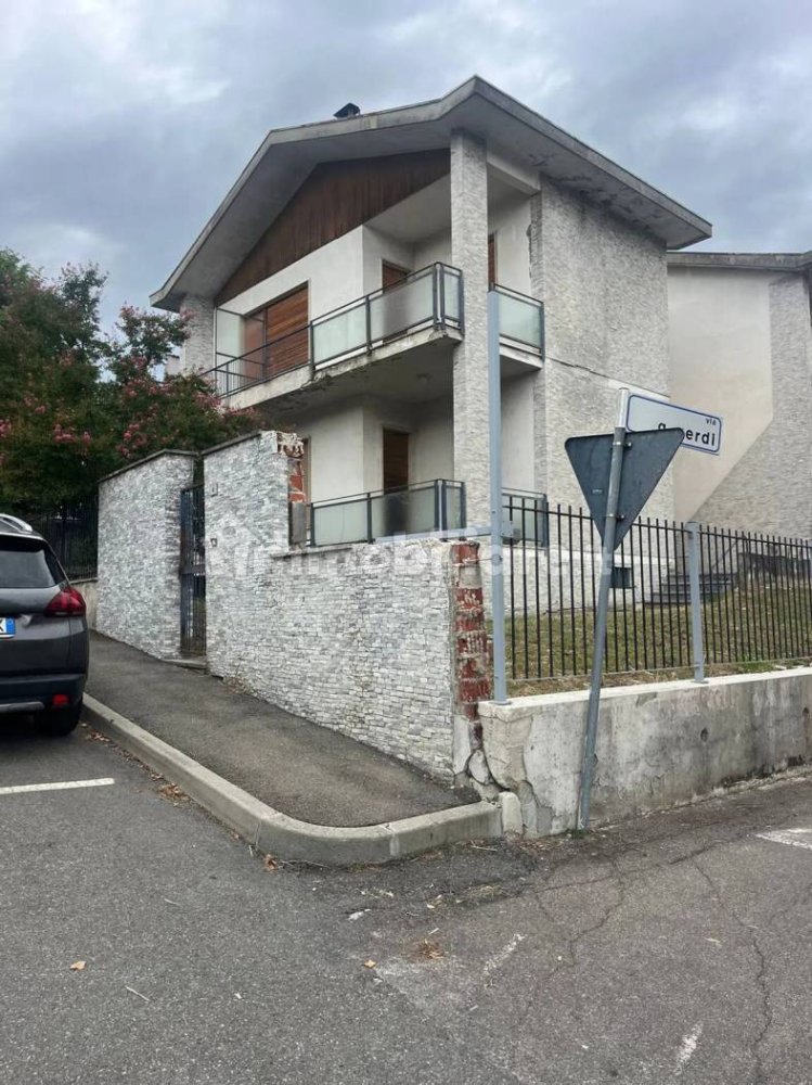 21 bedroom Villa in Santa Maria della Versa, Italy No. 383250