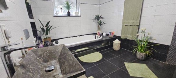 Apartamento de 3 dormitorios en Dresden, Germany No. 268255 3