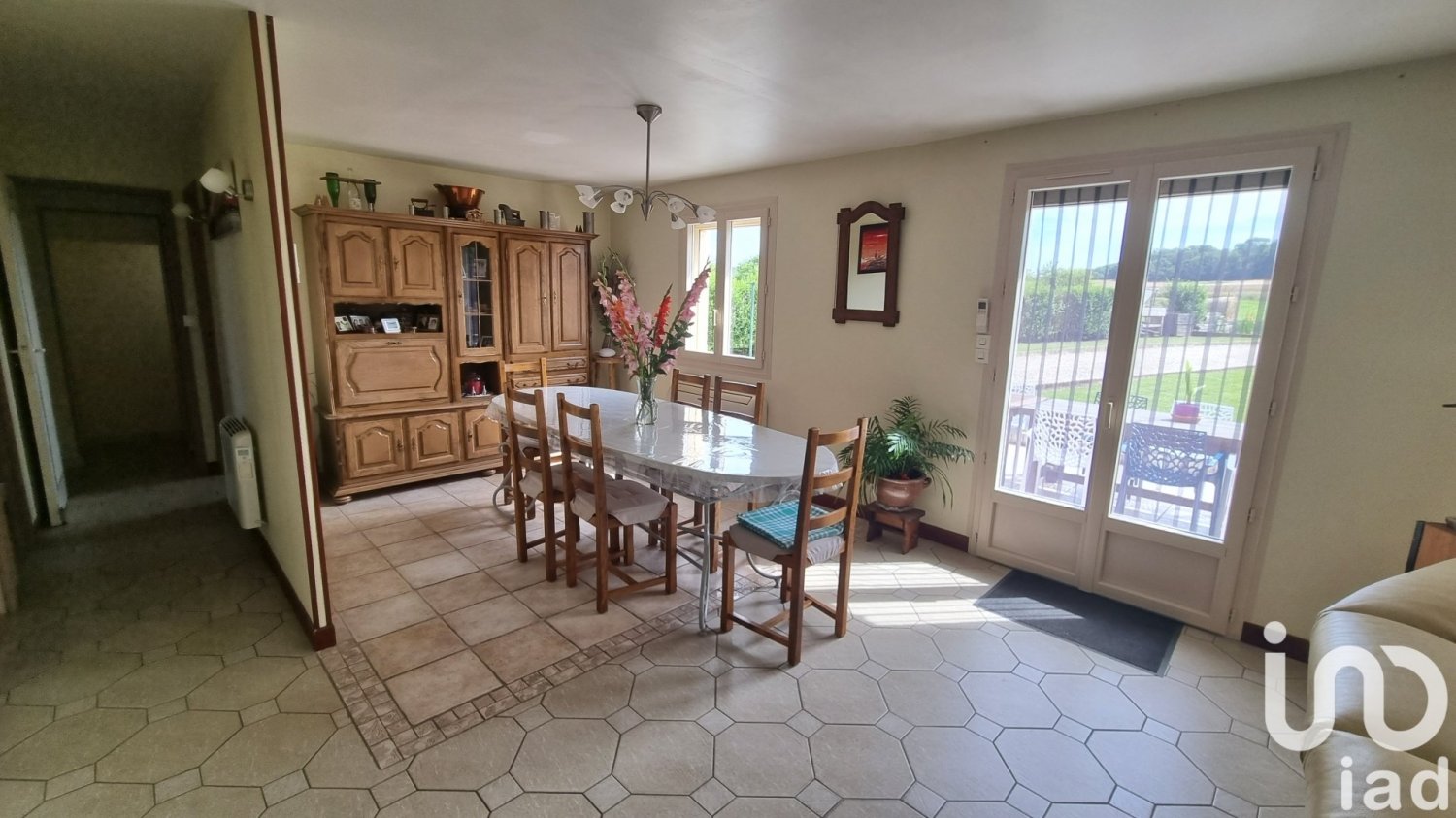 Casa T5 em Chateau-Thierry, France N.º 265984