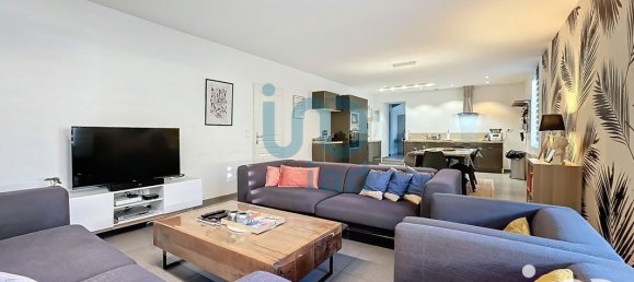 4-Zimmer Haus in Charleville-Mezieres, France, Nr. 239646 3