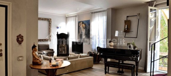 Apartamento T4 em Cremona, Italy N.º 130880 8