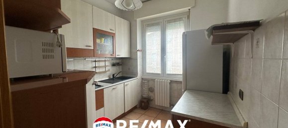 Apartamento de 2 dormitorios en Varese, Italy No. 80527 3