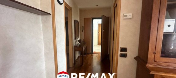 Apartamento de 2 dormitorios en Varese, Italy No. 80527 24