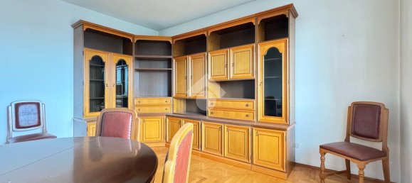 2 Schlafzimmer Wohnung in Udine, Italy, Nr. 380983 4