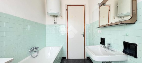 2 Schlafzimmer Wohnung in Udine, Italy, Nr. 380983 15