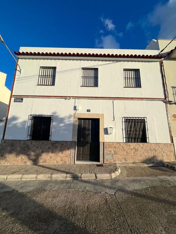Casa de 5 dormitorios en Córdoba, Spain No. 227460