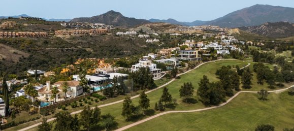 4 bedrooms Villa in El Paraiso, Spain No. 48142 12