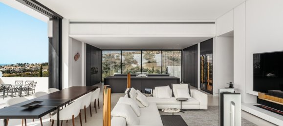 4 bedrooms Villa in El Paraiso, Spain No. 48142 3