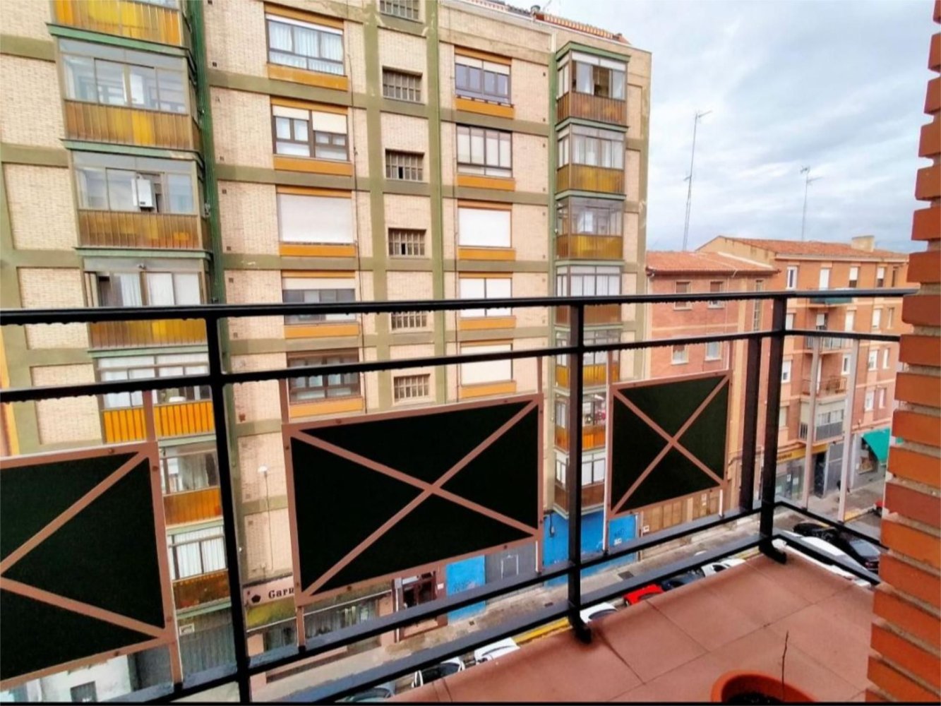 Квартира с 3 спальнями в Миранда де Эбро, Испания № 163019