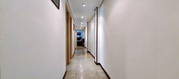 Квартира с 3 спальнями в Миранда де Эбро, Испания № 163019 4