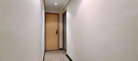 Квартира с 3 спальнями в Миранда де Эбро, Испания № 163019 5