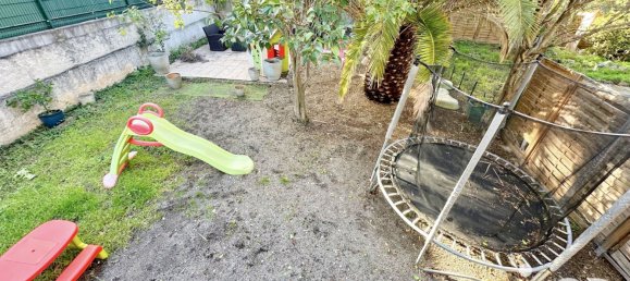 3 bedrooms Apartment in Saint-Raphael, France No. 289600 2