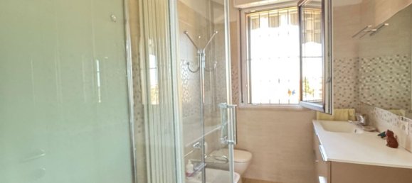 4 bedrooms Apartment in Piacenza, Italy No. 371551 15