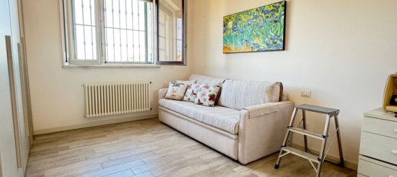 4 bedrooms Apartment in Piacenza, Italy No. 371551 8