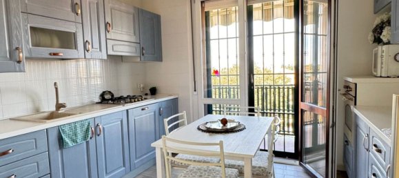 4 bedrooms Apartment in Piacenza, Italy No. 371551 18