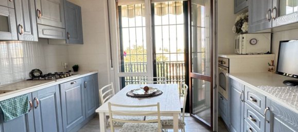 4 bedrooms Apartment in Piacenza, Italy No. 371551 19