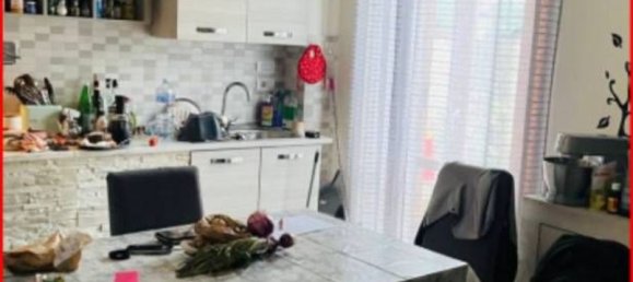 Casa de 4 divisões em Perugia, Italy N.º 266744 10