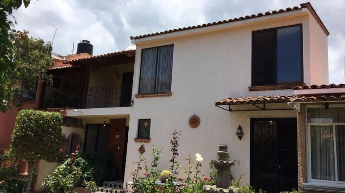 3 bedrooms House in Guanajuato, Mexico No. 187011