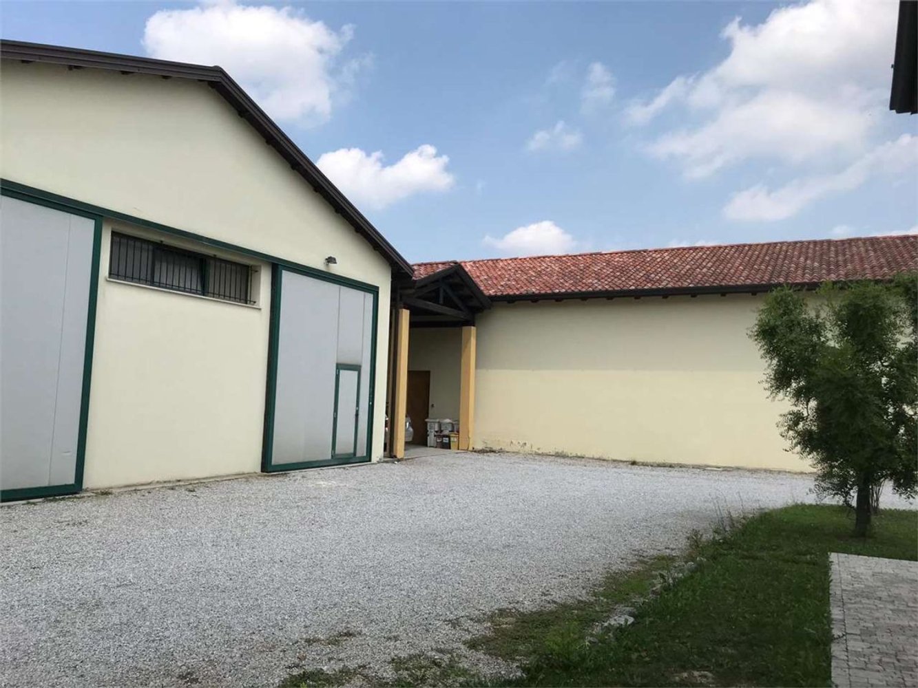 Lagerhaus in Portogruaro, Italy 187m², Nr. 216053