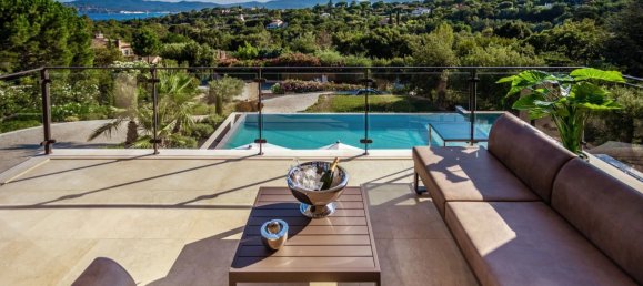 5 bedrooms Commercial property in Grimaud, France No. 38240 3